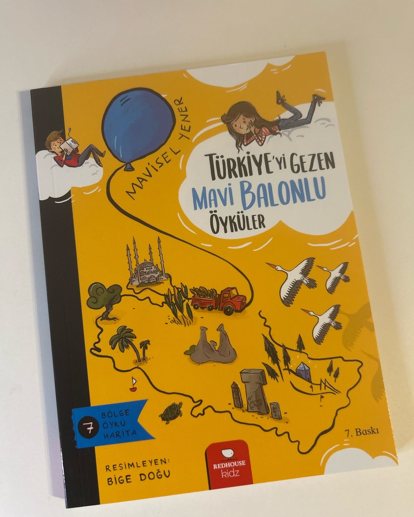 Türkiye’yi Gezen Mavi Balonlu Öyküler