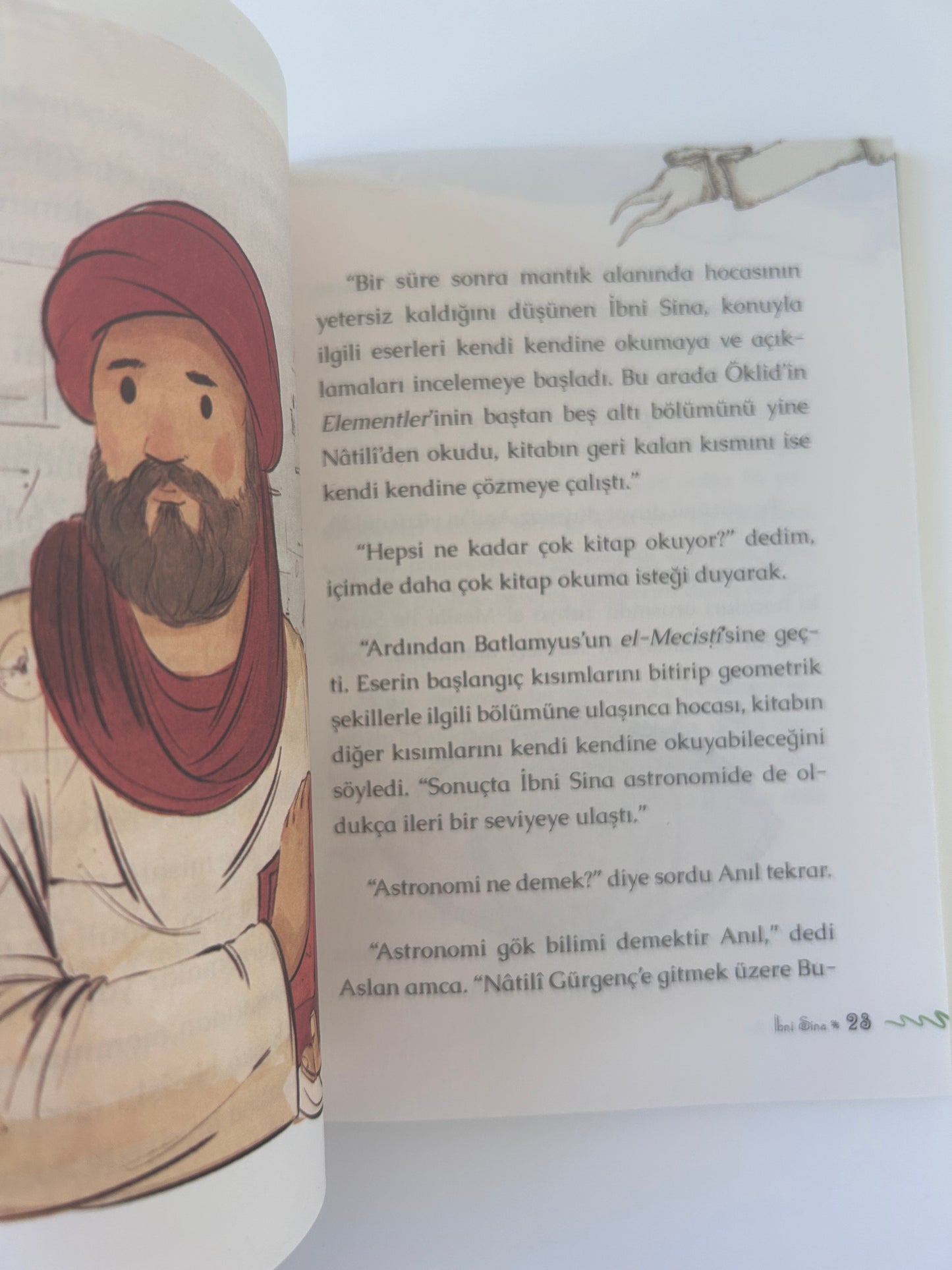 İbni Sina: Hekimlerin Piri - Tarihe Yön Veren Ünlü Türk Bilginleri